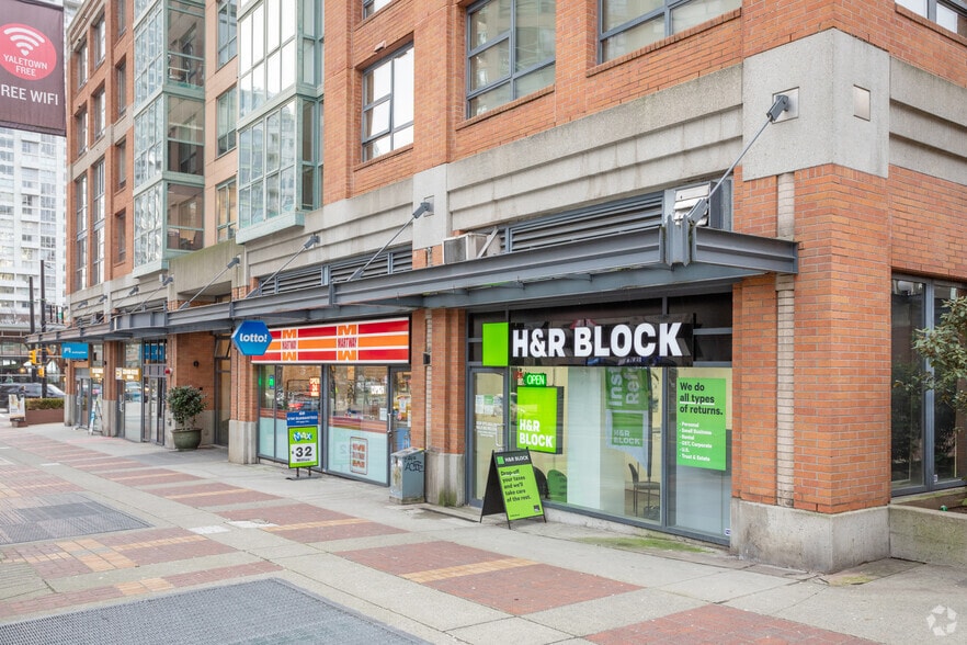 More Photos Of 206 Davie St, Vancouver Storefront For Sale