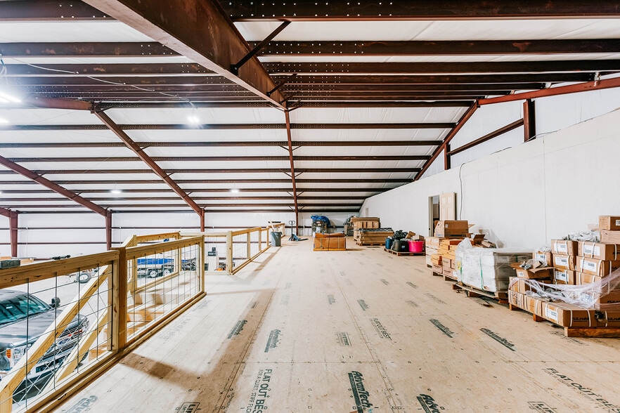 More Photos Of 4900 Highway 98 E, Comer Warehouse For Sale
