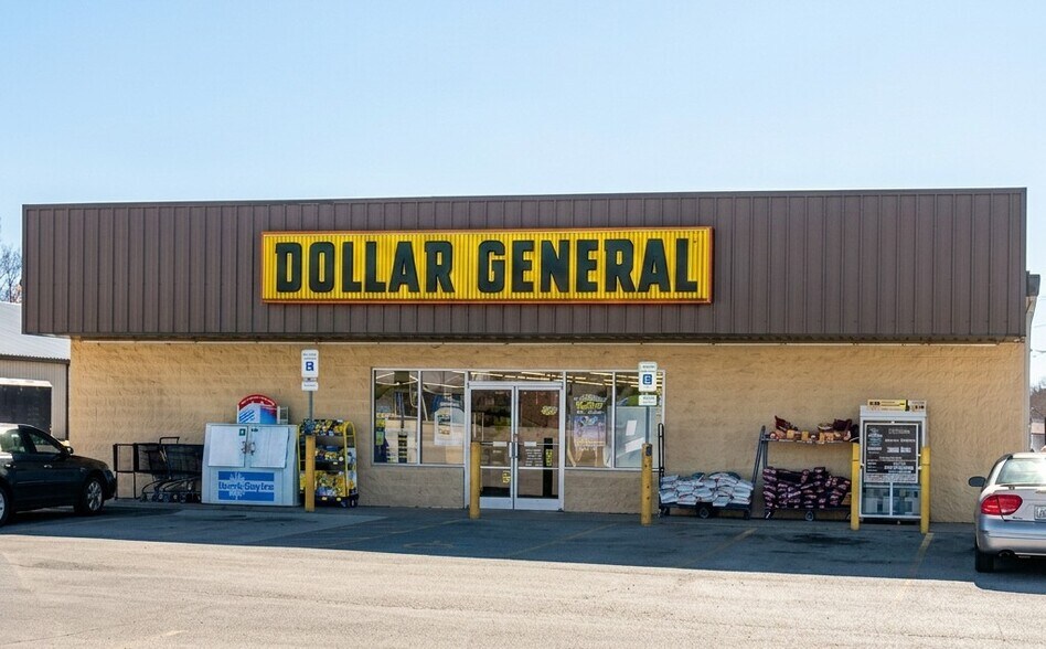 Primary Photo Of 6500 Us 45 S, Carrier Mills Freestanding For Sale