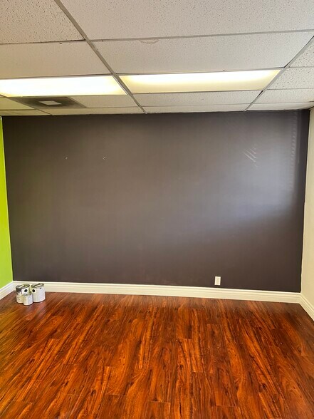 More Photos Of 9010 Corbin Ave, Northridge Office For Lease