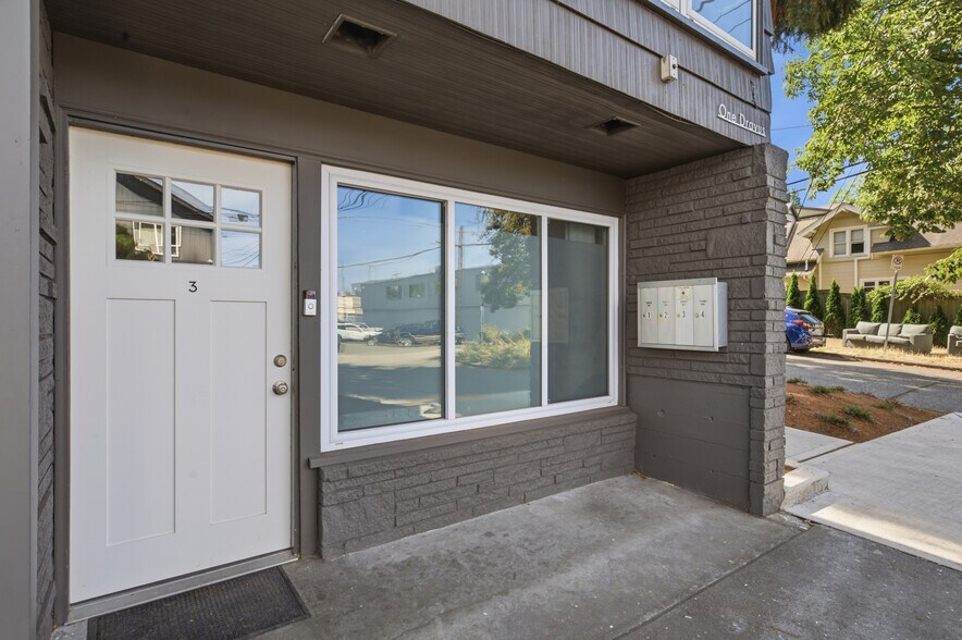 More Photos Of 1 W Dravus St, Seattle Apartments For Sale