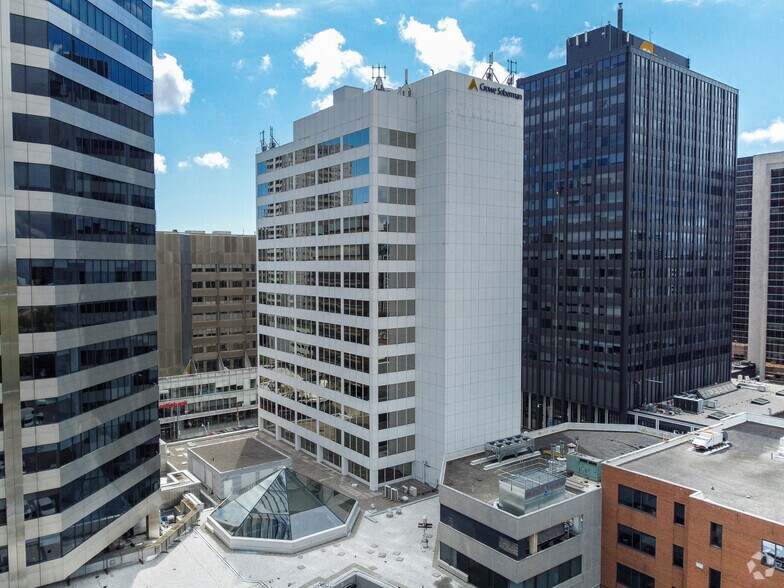 More Photos Of 2 St Clair Ave E, Toronto Office For Lease