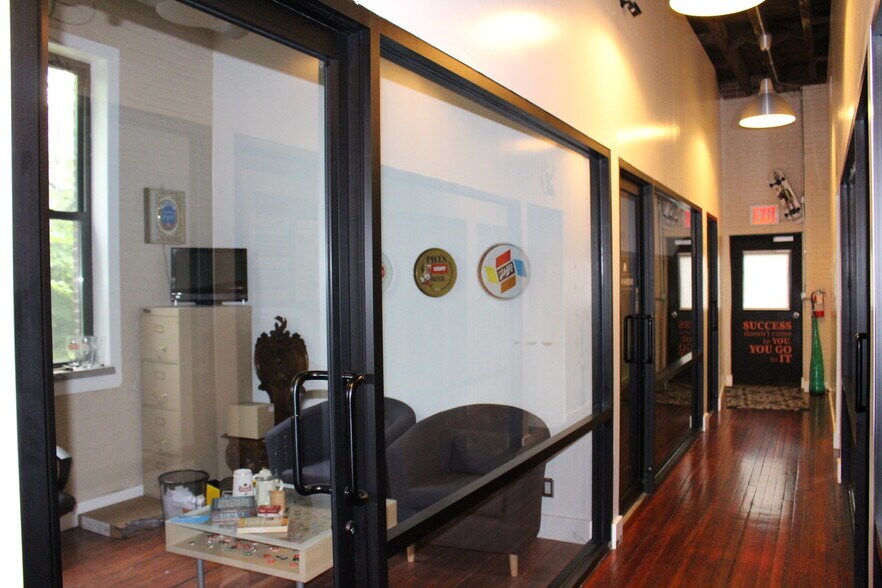 More Photos Of 75 Clinton St, Staten Island Loft Creative Space For Sale