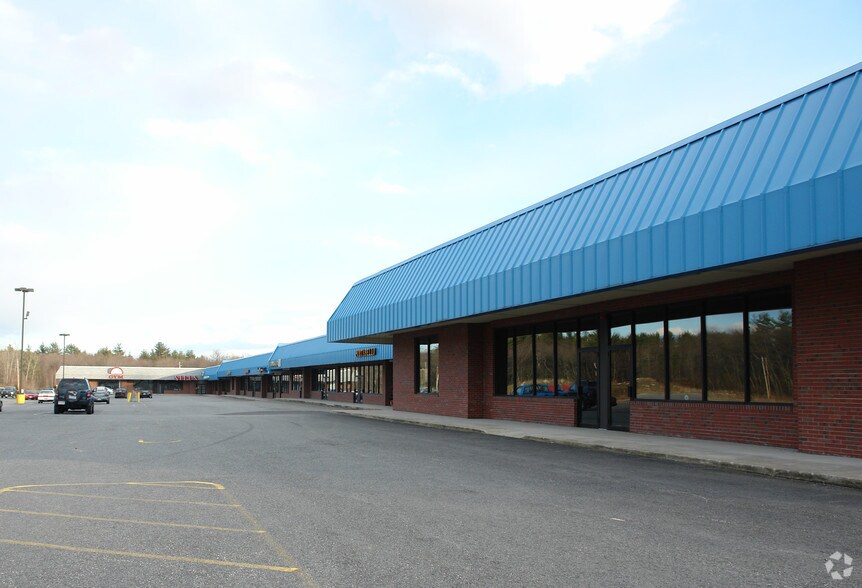 More Photos Of 799 S Main St, Bellingham Unknown For Lease