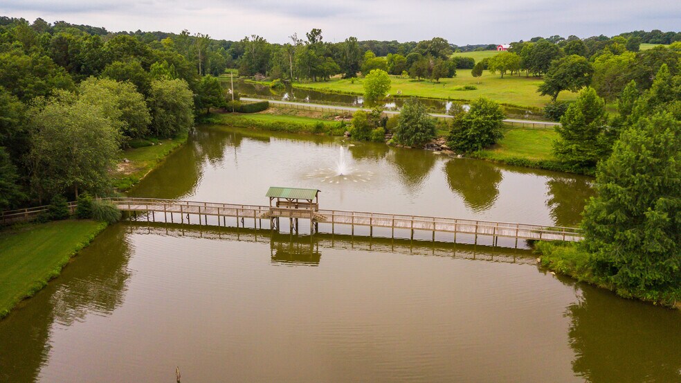 More Photos Of 565 Owens Gin Rd NE, Calhoun Lodge Meeting Hall For Sale