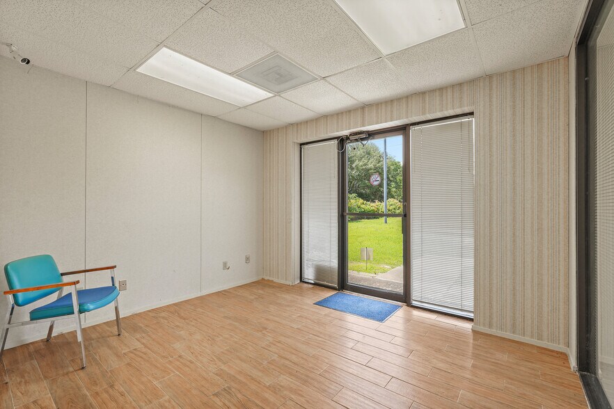 More Photos Of 4631 11th st, Brookshire Warehouse For Sale
