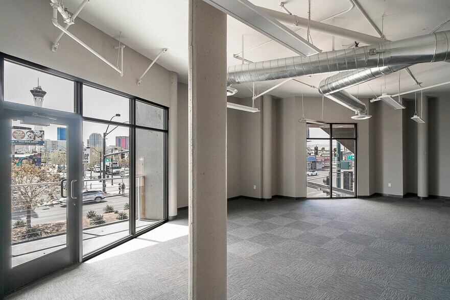 More Photos Of 1 E Charleston Blvd, Las Vegas Storefront Retail Office For Lease