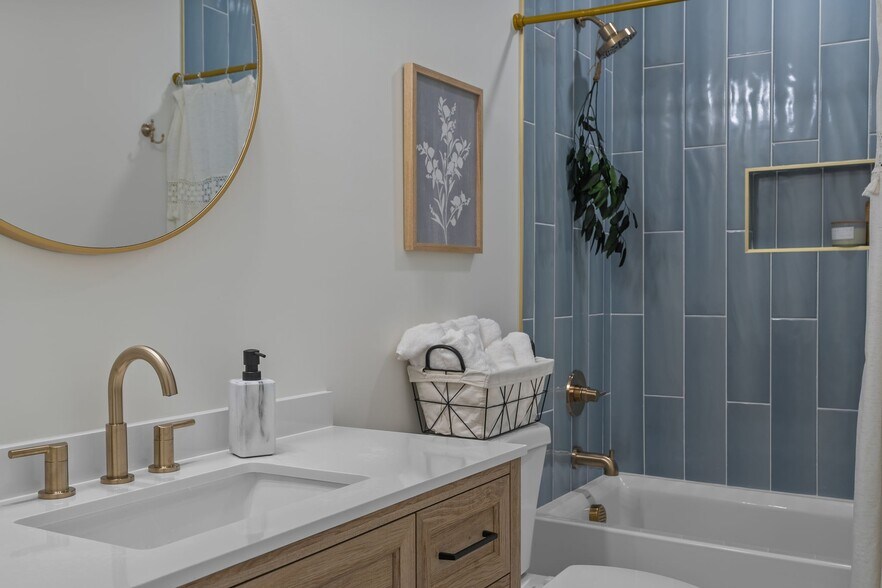 More Photos Of , Greenville Multifamily For Sale