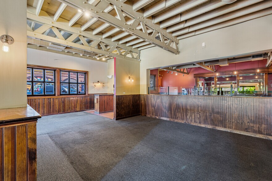 More Photos Of 11180 Highway 1, Point Reyes Station Restaurant For Sale