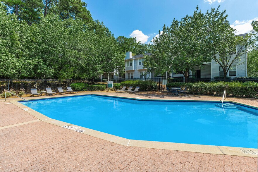 More Photos Of 5816 Covington Hwy, Decatur Apartments For Sale