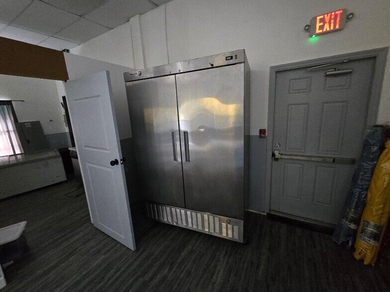 More Photos Of 3715 US Highway 19, New Port Richey Daycare Center For Sale