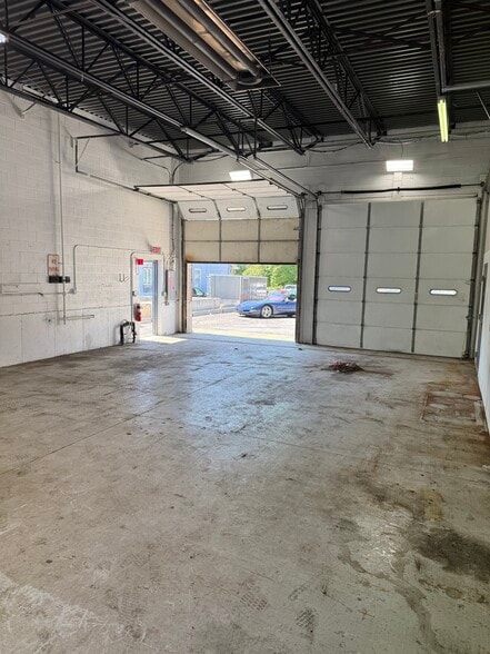 More Photos Of 54 Davis Ave, Norwood Land For Lease