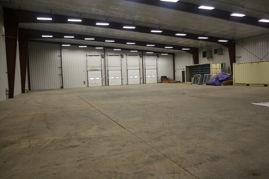 More Photos Of 501 N 16th St, Beresford Warehouse For Sale