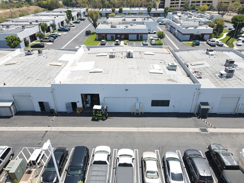 More Photos Of 549 Mercury Ln, Brea Warehouse For Lease