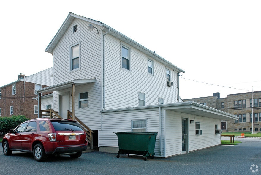 More Photos Of 8903 Harford Rd, Baltimore Medical For Sale