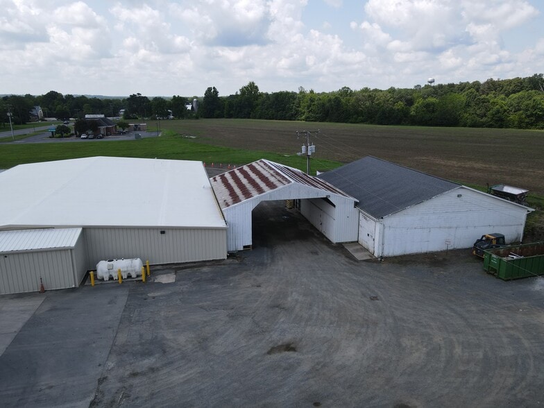 More Photos Of 3388-3400 Catlett Rd, Catlett Freestanding For Lease