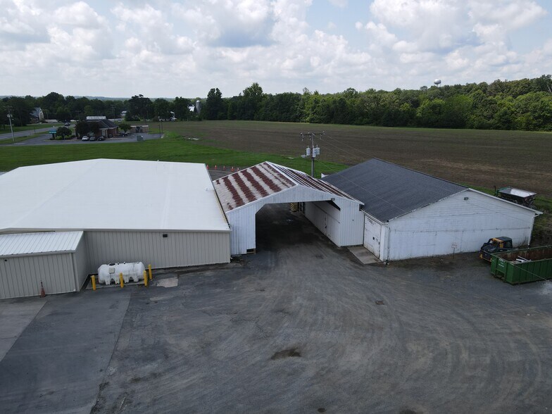 More Photos Of 3388-3400 Catlett Rd, Catlett Freestanding For Lease