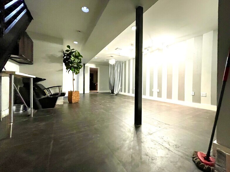 More Photos Of 1533 Nostrand Ave, Brooklyn Storefront Retail Residential For Lease