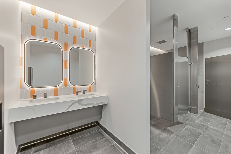 More Photos Of 10000 N Central Expy, Dallas Office Residential For Lease