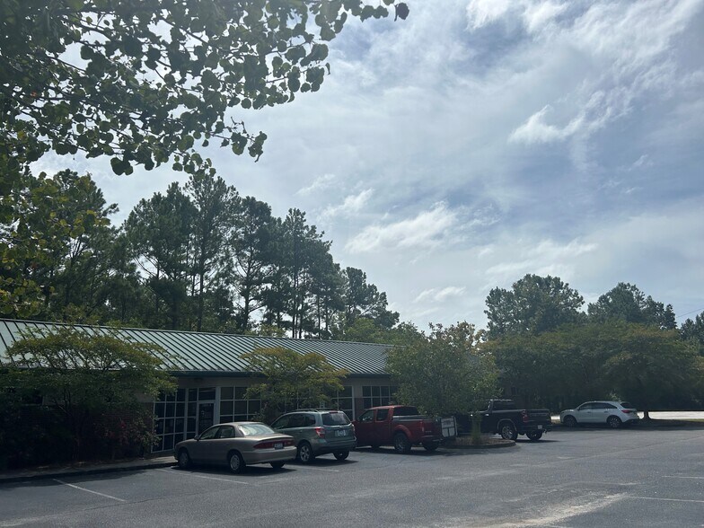 More Photos Of 2891 Tricom St, North Charleston Medical For Lease