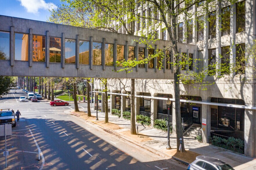 More Photos Of 925 L St, Sacramento Office For Lease