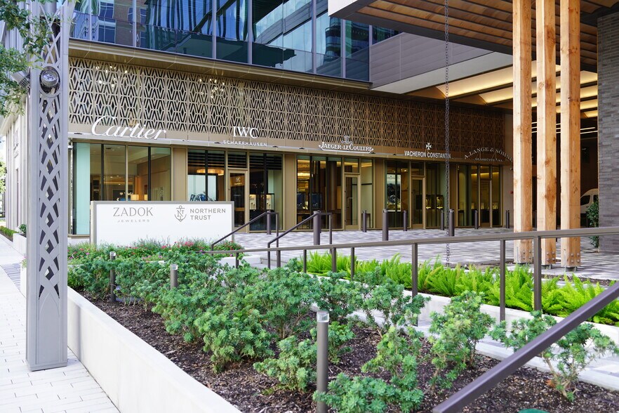 More Photos Of 1801 Post Oak Blvd, Houston Office For Lease