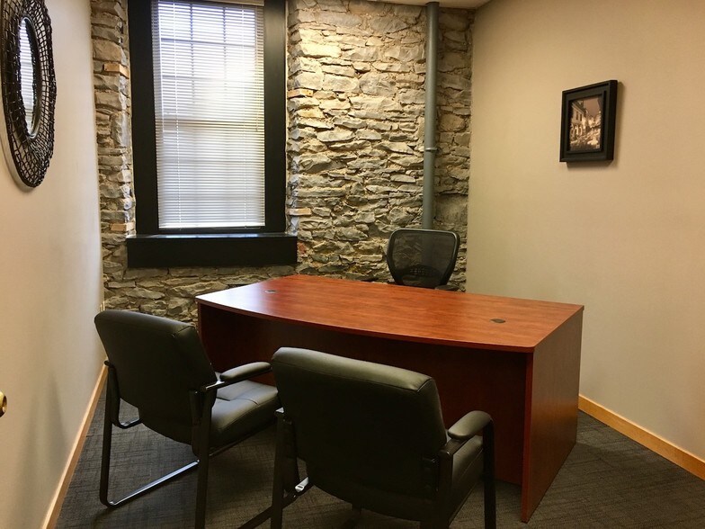 More Photos Of 250 Mill St, Rochester Office For Lease