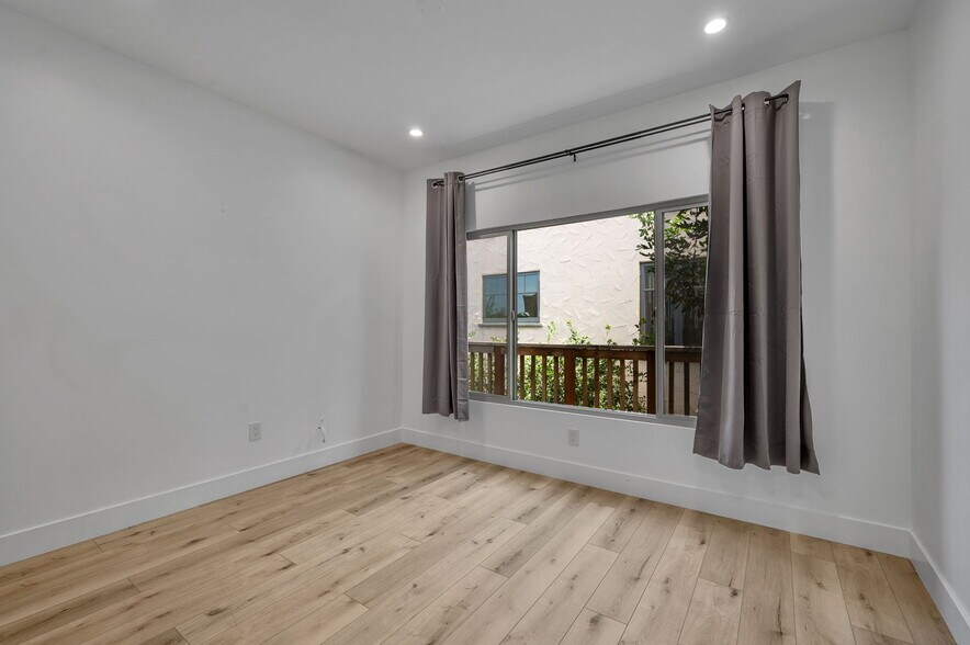 More Photos Of 2434-2438 Broadway, San Diego Apartments For Sale