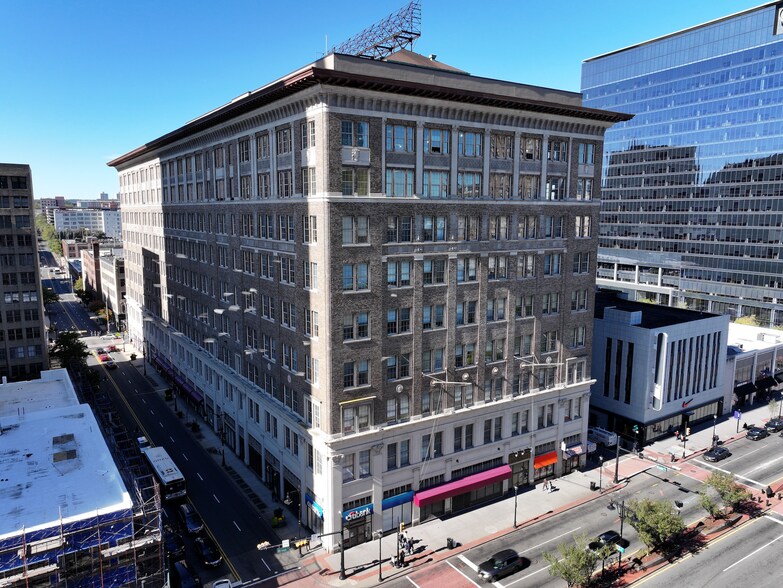 More Photos Of 707 Broad St, Newark Office For Lease