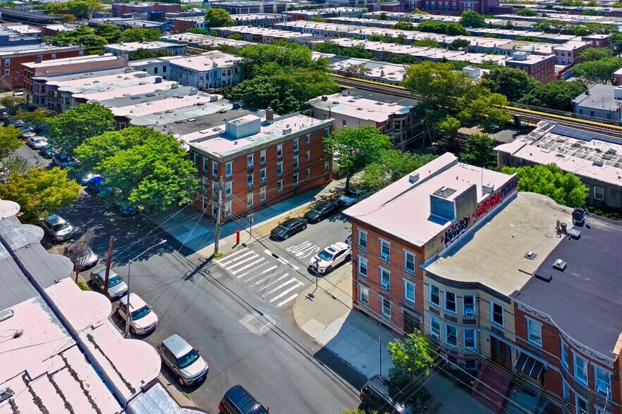 More Photos Of 6046 Putnam Ave, Ridgewood Apartments For Sale