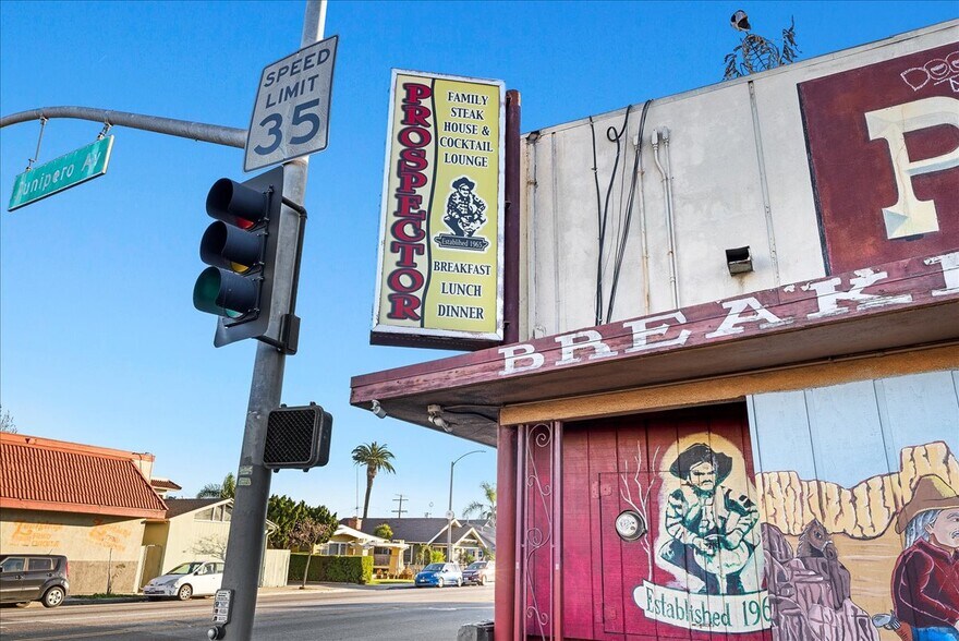 More Photos Of 2400 E 7th St, Long Beach Restaurant For Sale