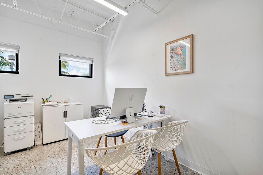 More Photos Of 900 NW 6th St, Fort Lauderdale Loft Creative Space For Lease