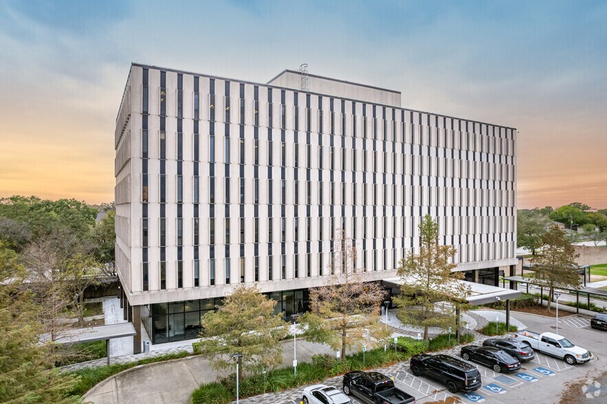 Primary Photo Of 4900 Fournace Pl, Bellaire Office For Lease