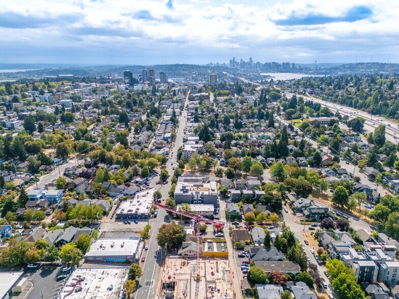 More Photos Of 6209-6211 Roosevelt Way, Seattle Office Residential For Sale