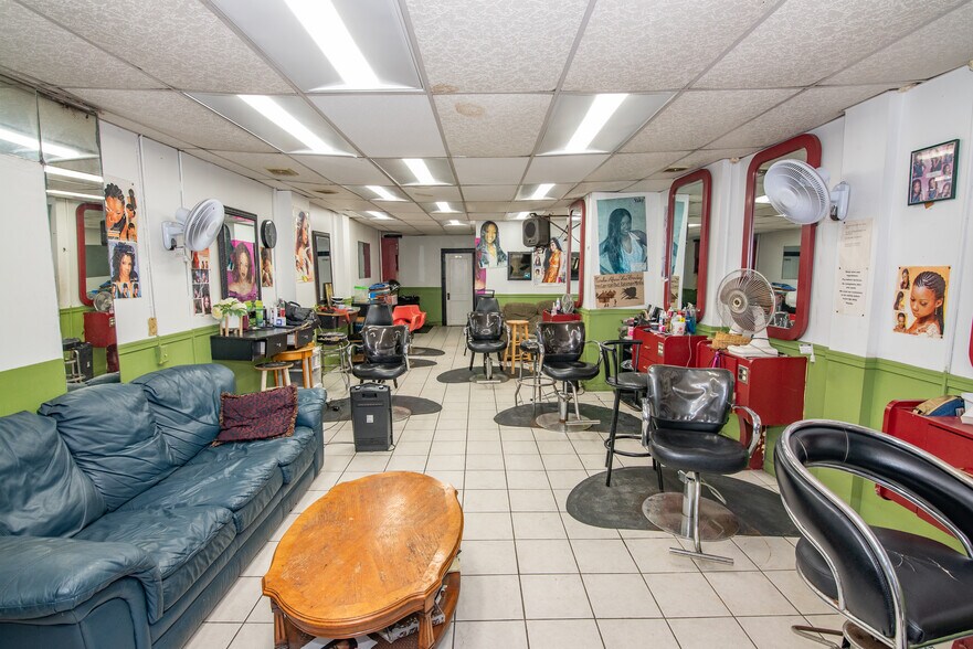 More Photos Of 3301-3317 Garrison Blvd, Baltimore General Retail For Sale