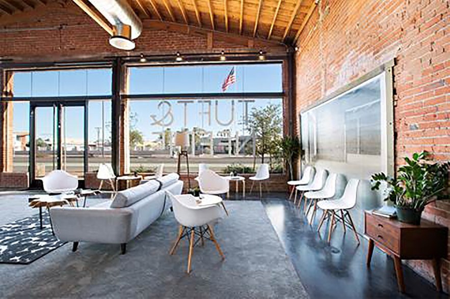 More Photos Of 727-735 Grand Ave, Phoenix Office For Sale
