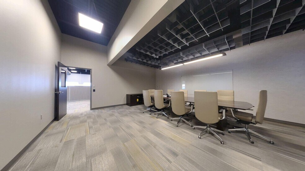 More Photos Of 1304 Technology Pky, Cedar Falls Office Residential For Lease