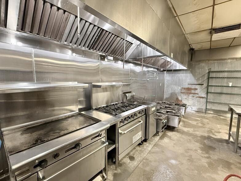 More Photos Of 2412 Lee Ave, South El Monte Warehouse For Lease