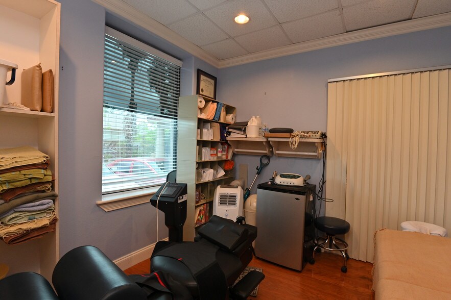 More Photos Of 2715 Fannin St, Houston Medical For Sale