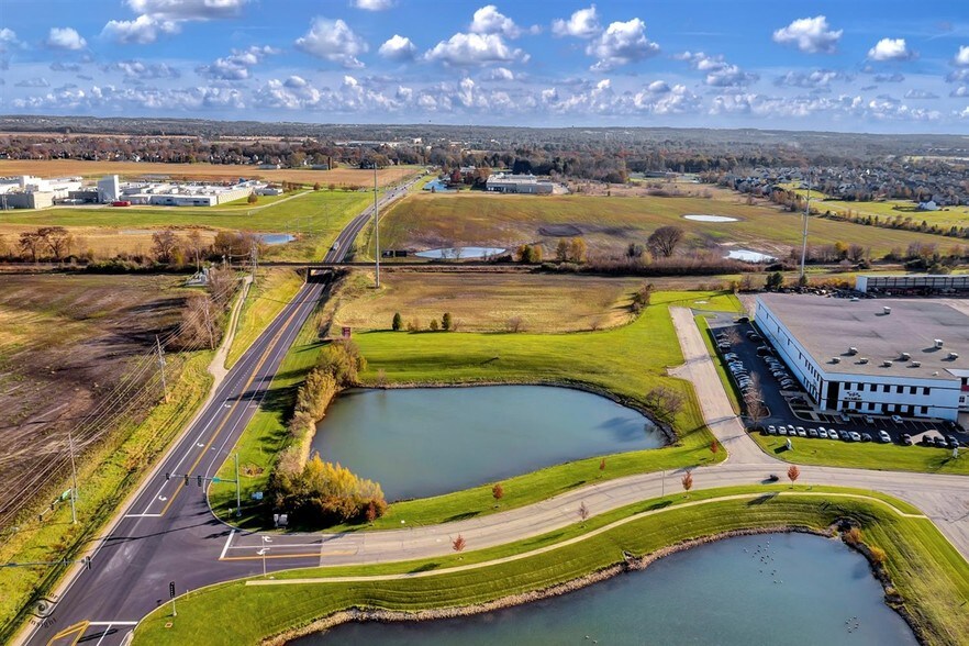 More Photos Of 1 & 2 BOOMBAH Blvd, Yorkville Land For Sale