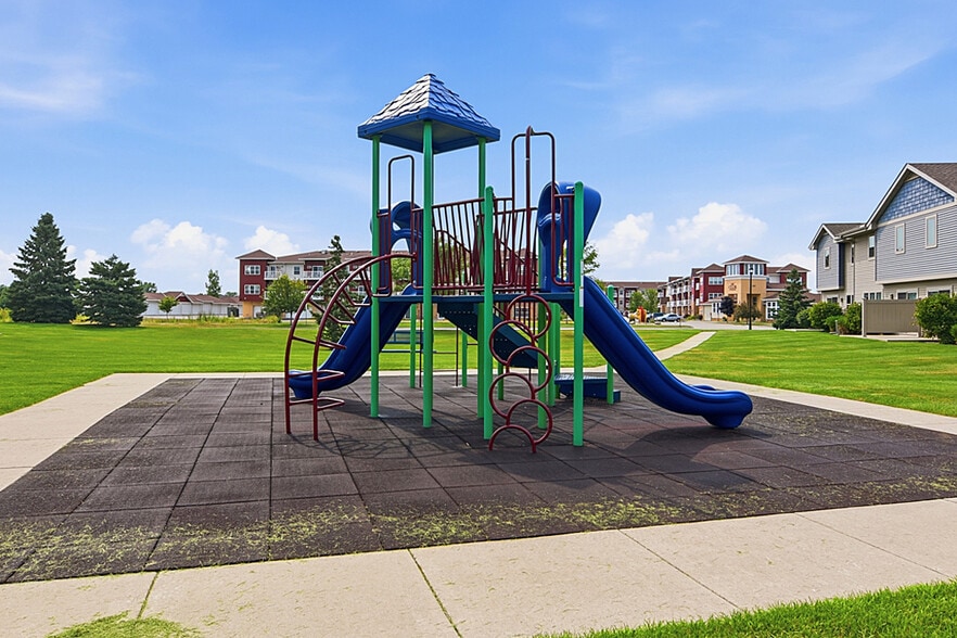 More Photos Of 725 Roberts Rd, Sartell Apartments For Sale