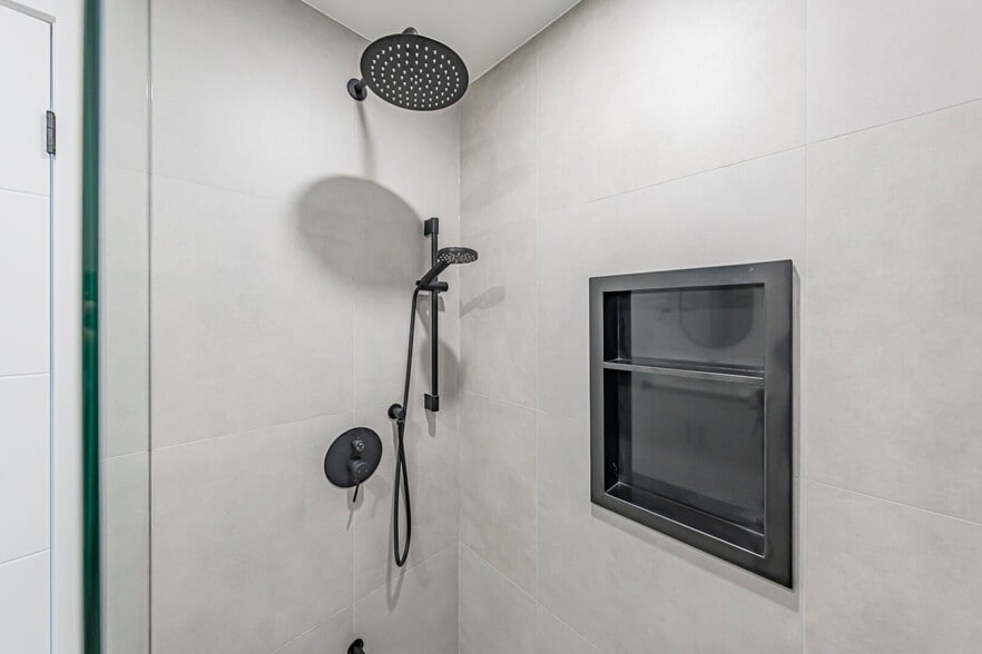 More Photos Of 14 Holmesdale Rd, Toronto Apartments For Sale