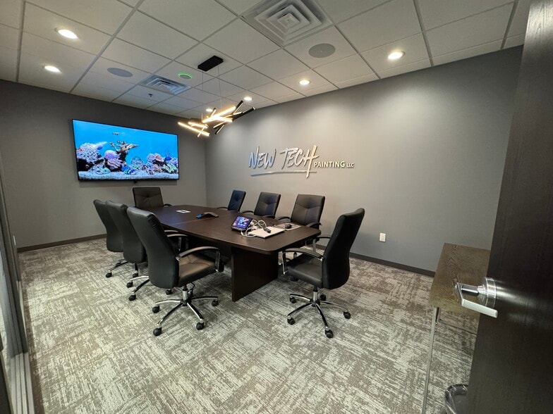 More Photos Of 645 Sandpiper Trl, Cottage Grove Warehouse For Sale