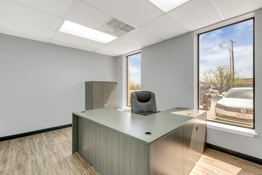 More Photos Of 2479 E 11th St, Odessa Medical For Sale