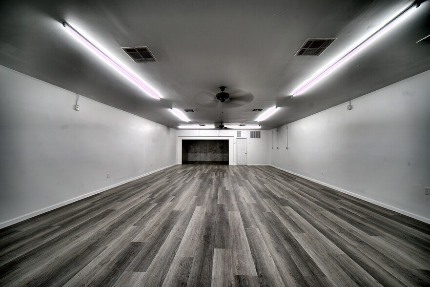 More Photos Of 7930 Highway 6, Hitchcock Storefront For Sale