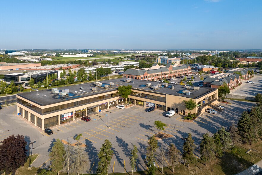 More Photos Of 50 McIntosh Dr, Markham Office For Lease