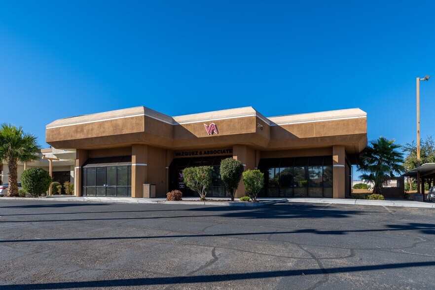More Photos Of 3075 E Flamingo Rd, Las Vegas General Retail For Sale