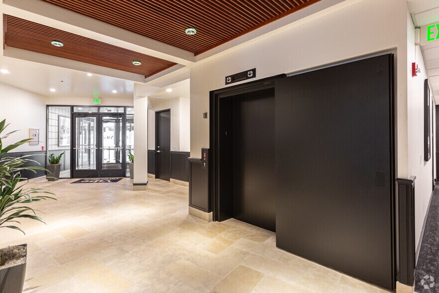 More Photos Of 6440 S Wasatch Blvd, Salt Lake City Office For Lease