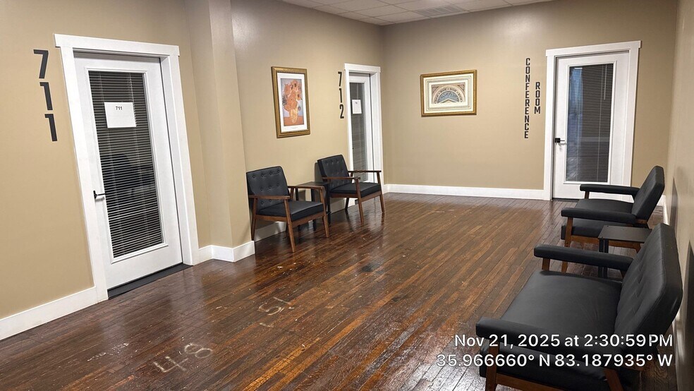 Primary Photo Of 237 E Broadway, Newport Coworking Space