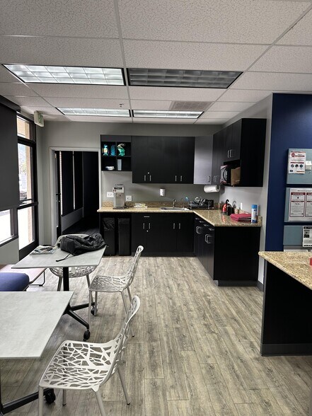 More Photos Of 5304 Derry Ave, Agoura Hills Industrial For Lease
